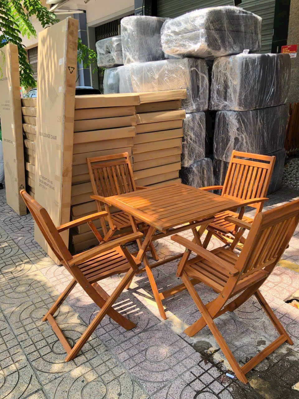 gỗ tràm làm nội thất có được không? Vì sao?